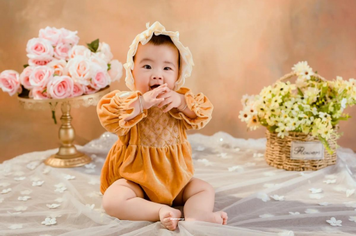 靖江四个月宝宝放屁很臭